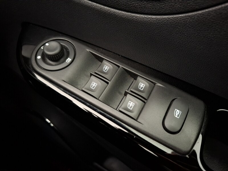 Used Renault Captur 2016 for sale - 76478430: Photo 18