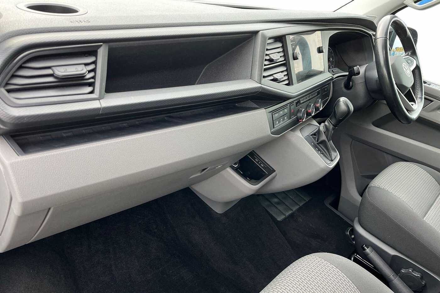 Used Volkswagen Transporter 2022 for sale - 76675296: Photo 2