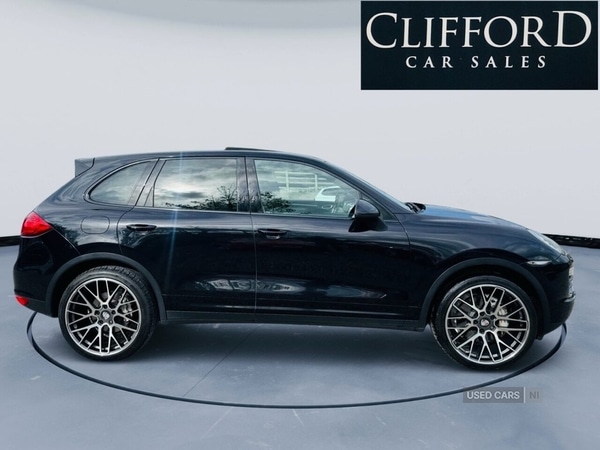 Used Porsche Cayenne 2013 for sale - 76284648: Photo 3