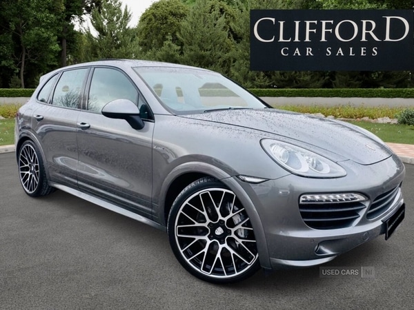 Used Porsche Cayenne 2013 for sale - 77525381: Photo 2