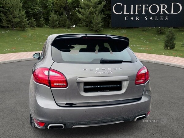 Used Porsche Cayenne 2013 for sale - 77525381: Photo 90
