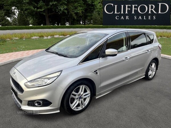 Used Ford S-Max 2017 for sale - 76296529: Photo 15
