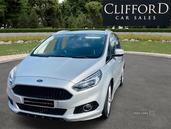 Used Ford S-Max 2017 for sale - 76296529: Photo 2