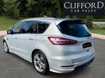 Used Ford S-Max 2017 for sale - 76296529: Photo 4