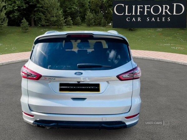 Used Ford S-Max 2017 for sale - 76296529: Photo 8