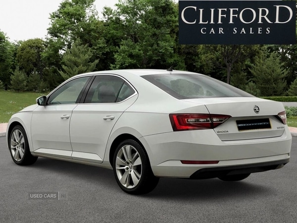 Used Skoda Superb 2018 for sale - 76966002: Photo 2