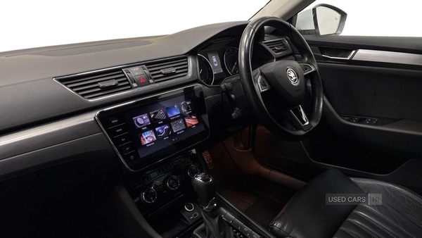 Used Skoda Superb 2018 for sale - 76966002: Photo 8