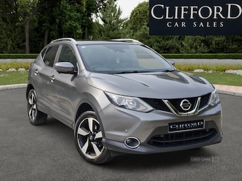 Used Nissan Qashqai 2017 for sale - 79534105: Photo