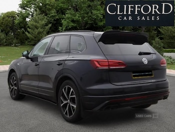 Used Volkswagen Touareg 2019 for sale - 76715728: Photo