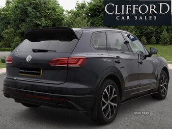 Used Volkswagen Touareg 2019 for sale - 76715728: Photo