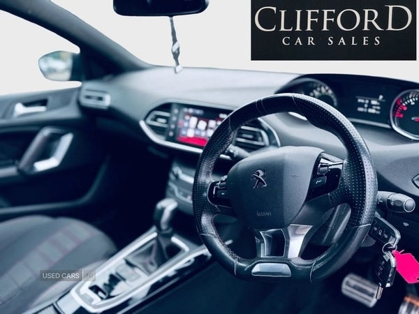 Used Peugeot 308 2017 for sale - 77372077: Photo 5