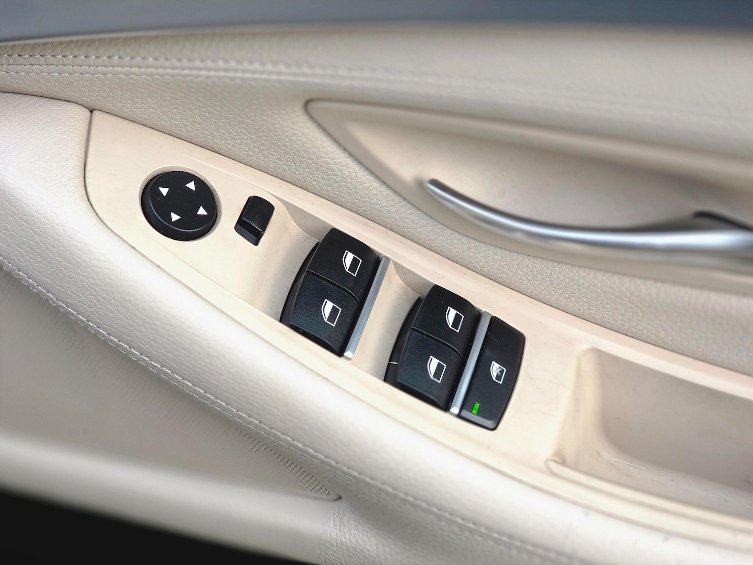 Used BMW 5 Series 2013 for sale - 77377238: Photo 33