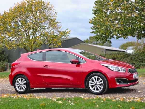 Used Kia Pro Ceed 2017 for sale - 76258989: Photo 3