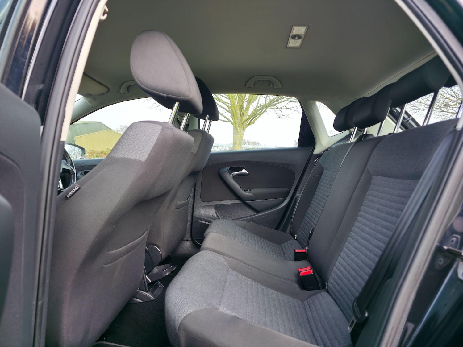 Used Volkswagen Polo 2010 for sale - 76633542: Photo 12