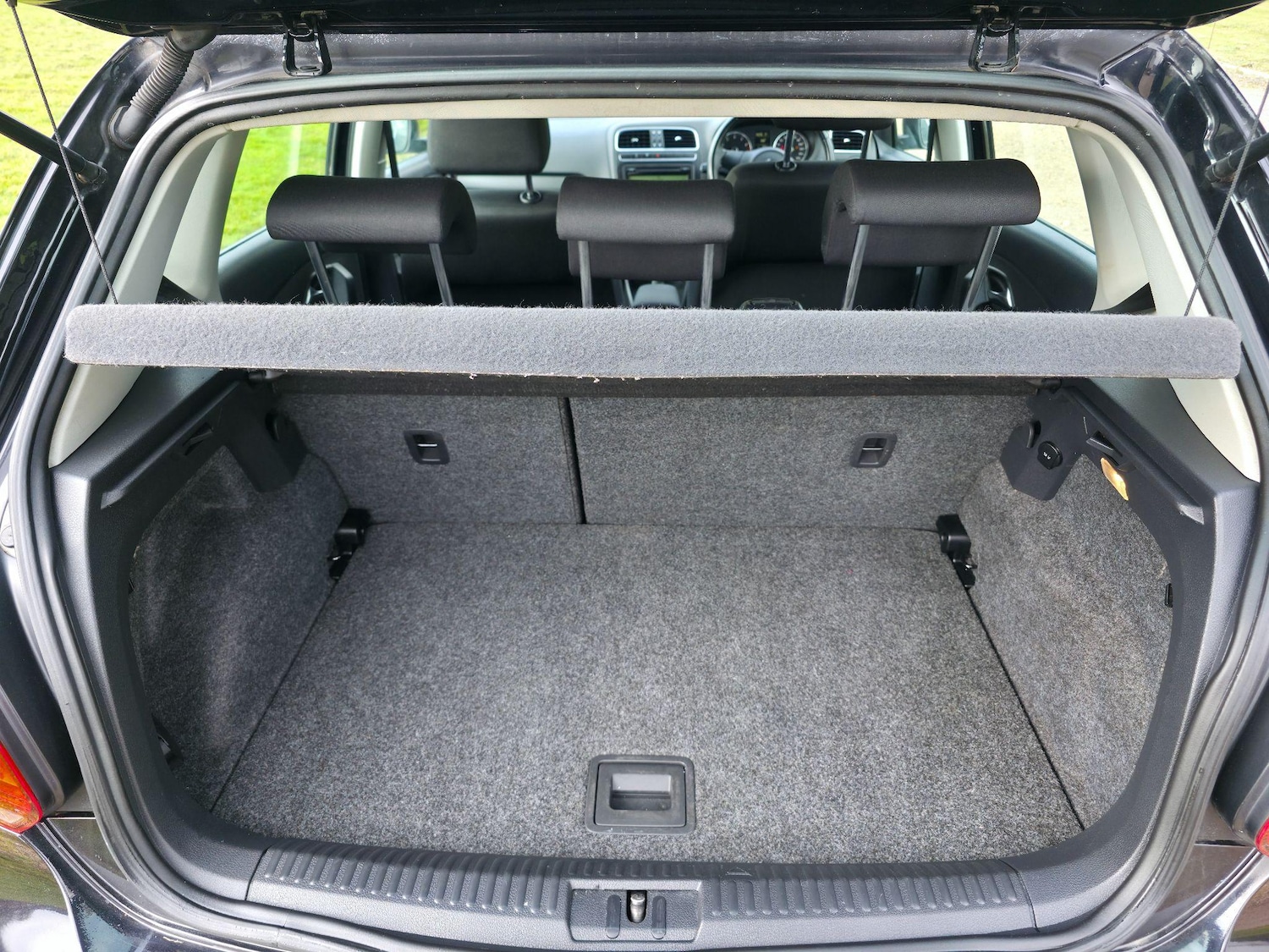 Used Volkswagen Polo 2010 for sale - 76633542: Photo 32