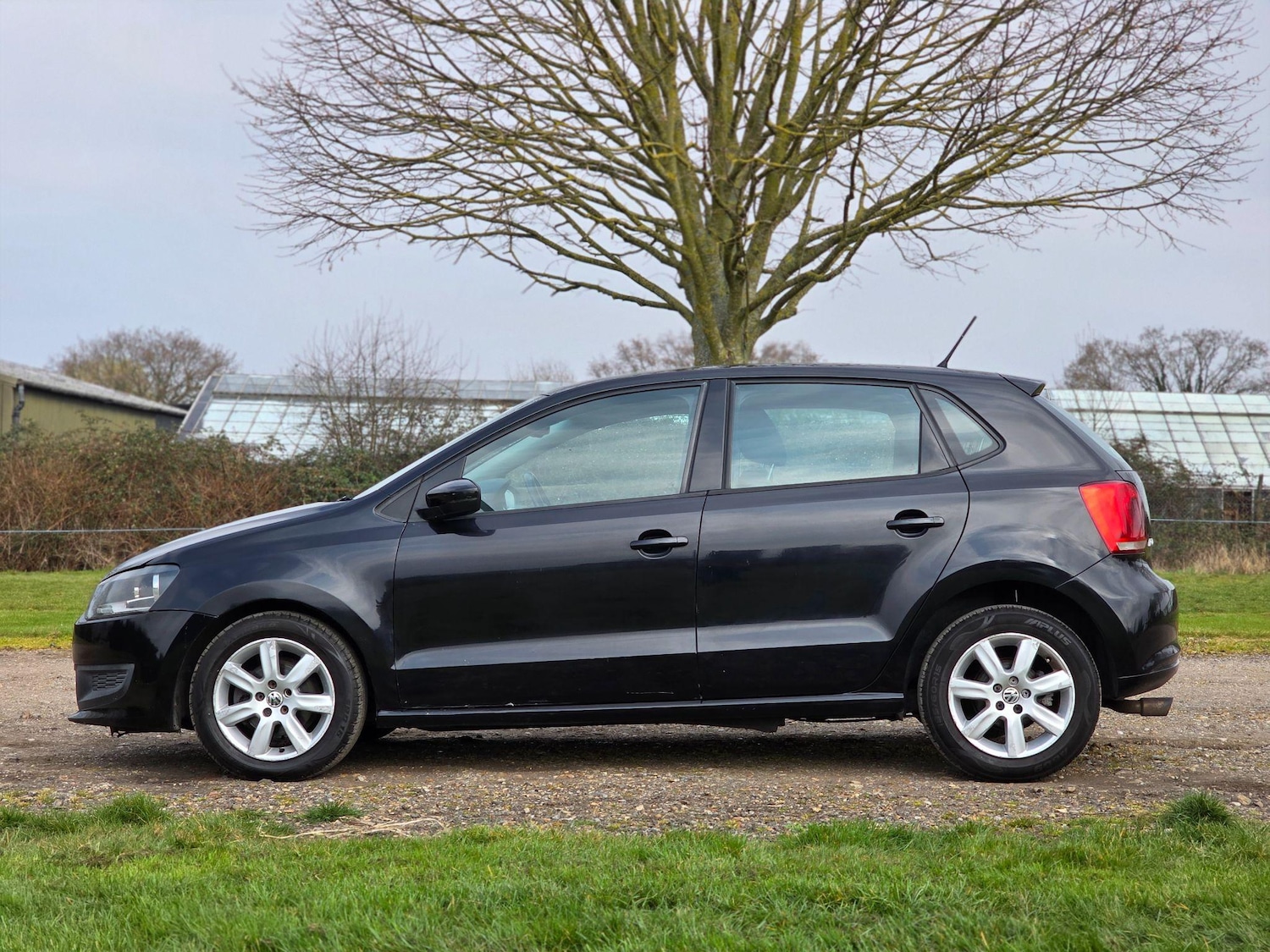 Used Volkswagen Polo 2010 for sale - 76633542: Photo 6