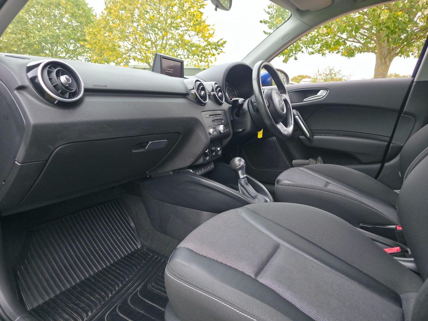 Used Audi A1 for sale - 76484292: Photo 30