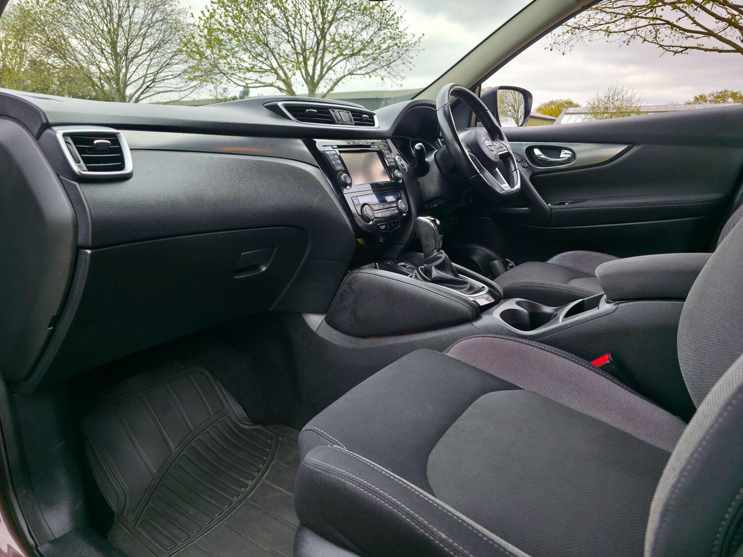 Used Nissan Qashqai for sale - 77496605: Photo 21