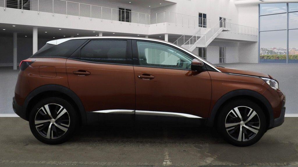 Used Peugeot 3008 2017 for sale - 77306023: Photo 5