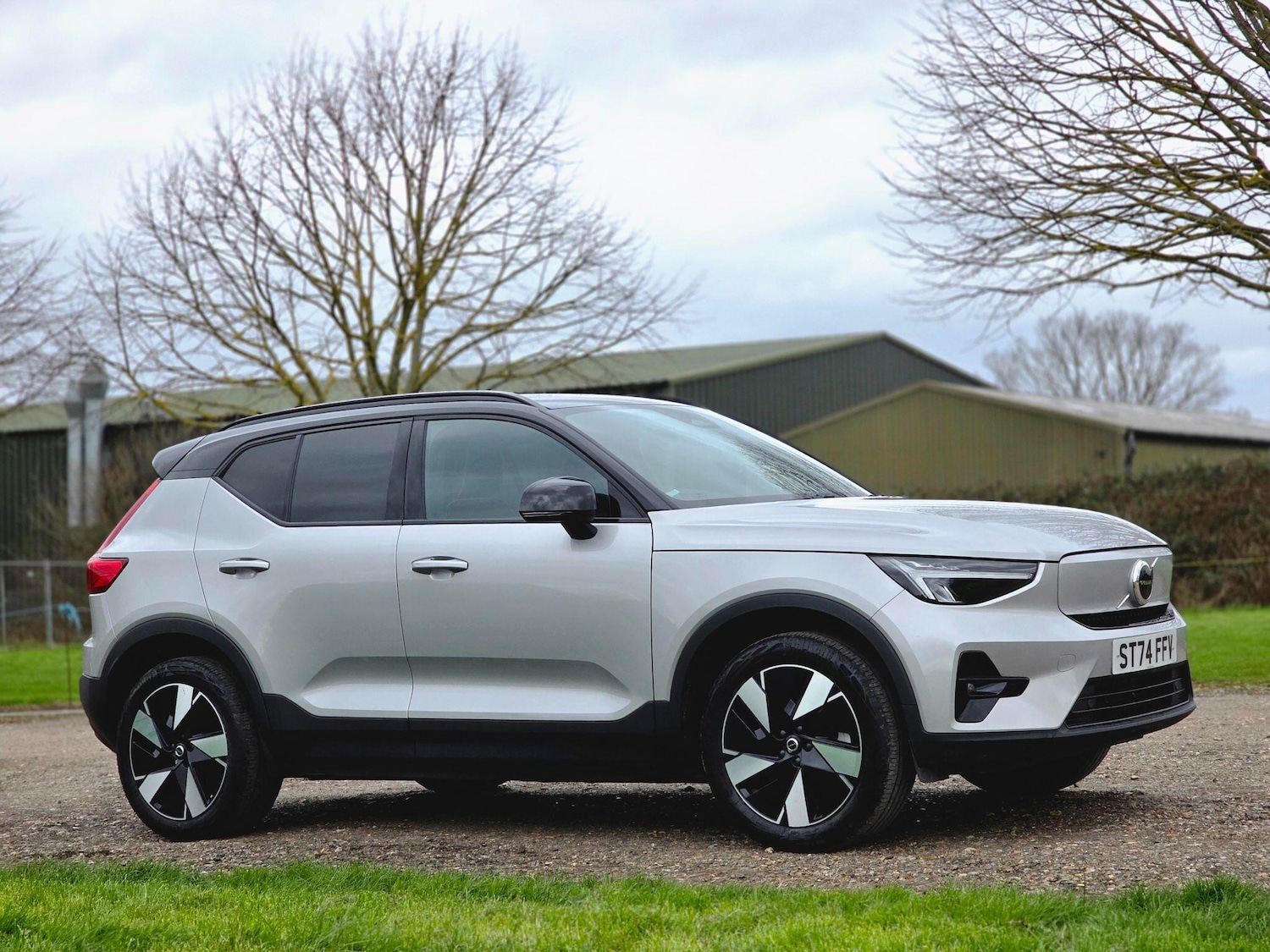 Used Volvo EX40 for sale - 77908970: Photo 2