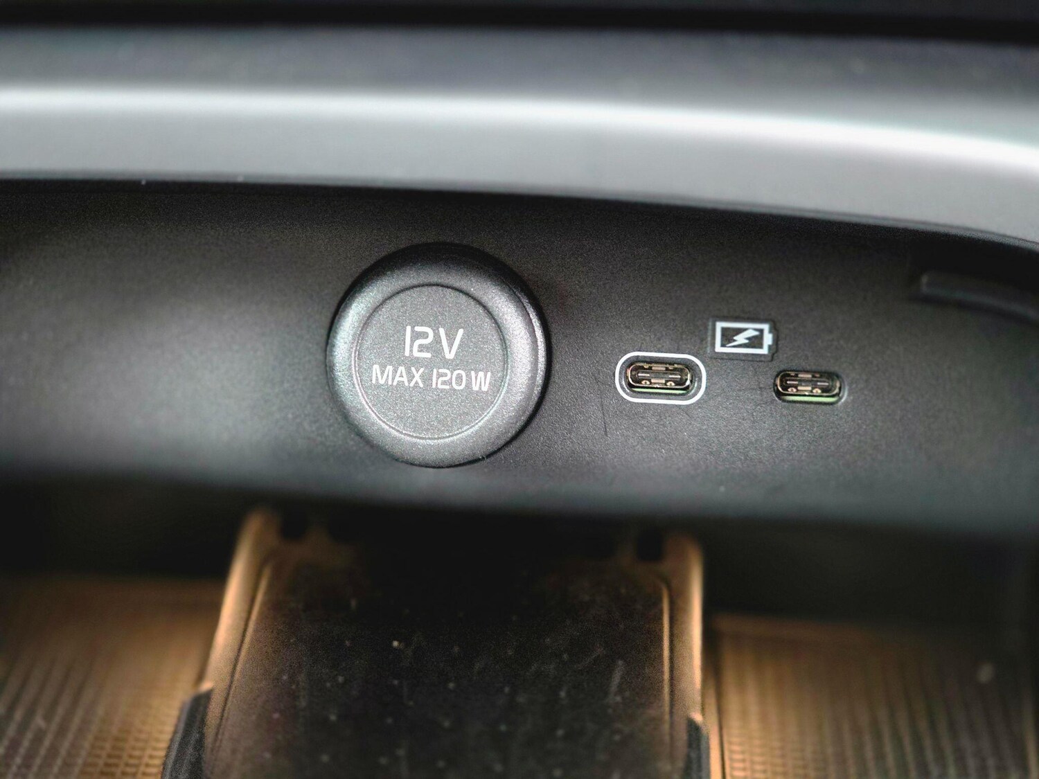 Used Volvo EX40 for sale - 77908970: Photo 48