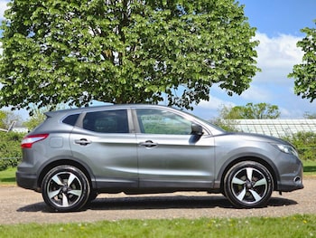 Used Nissan Qashqai 2015 for sale - 78417495: Photo