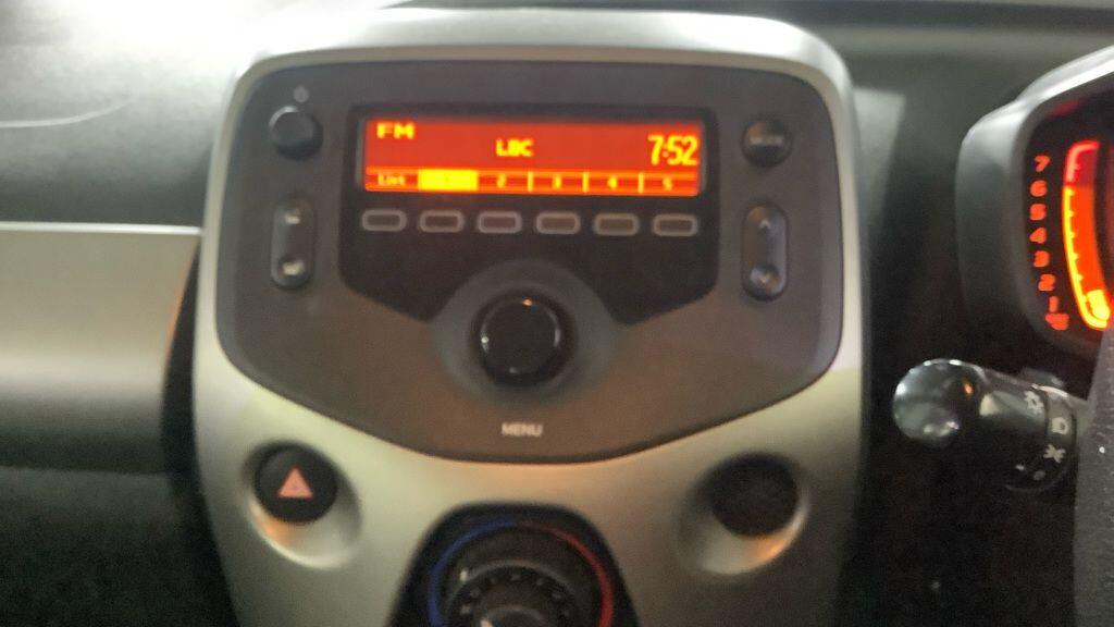 Used Toyota AYGO 2017 for sale - 77882696: Photo 10