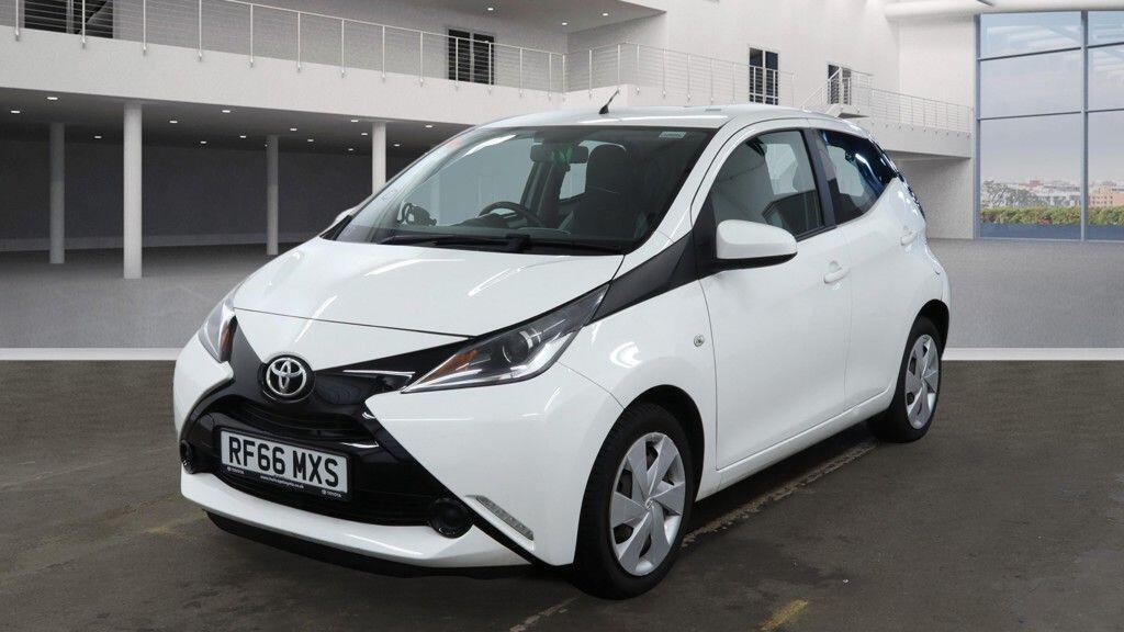 Used Toyota AYGO 2017 for sale - 77882696: Photo 2
