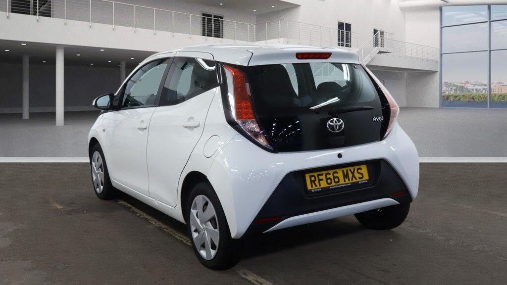 Used Toyota AYGO 2017 for sale - 77882696: Photo 3
