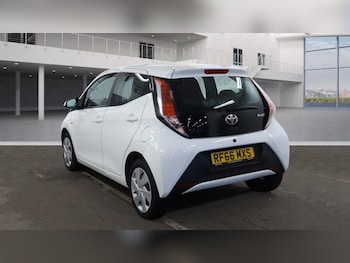 Used Toyota AYGO 2017 for sale - 77882696: Photo