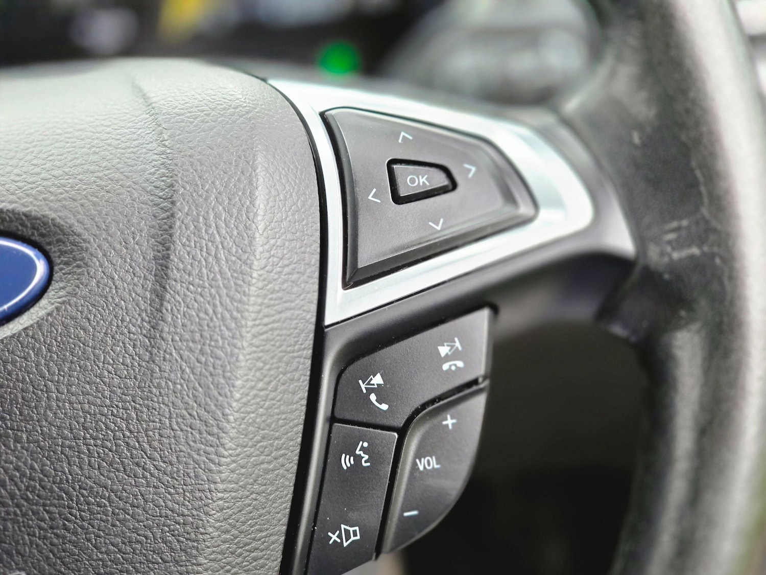 Used Ford Mondeo 2017 for sale - 76964998: Photo 32