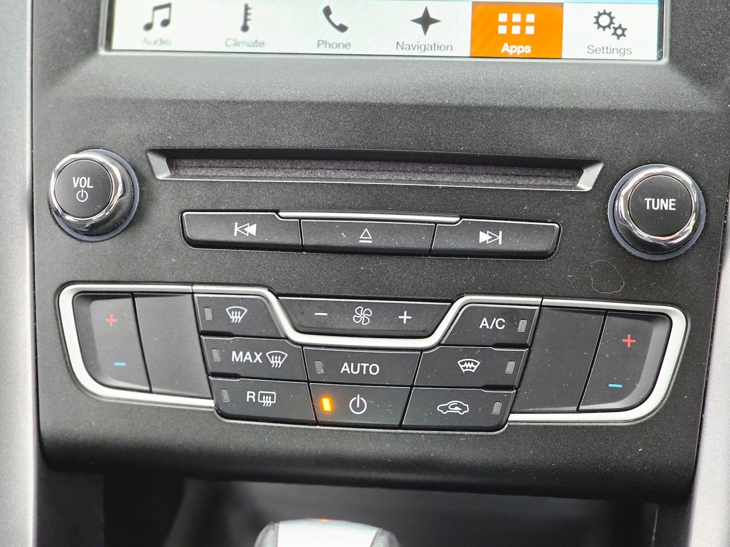 Used Ford Mondeo 2017 for sale - 76964998: Photo 34