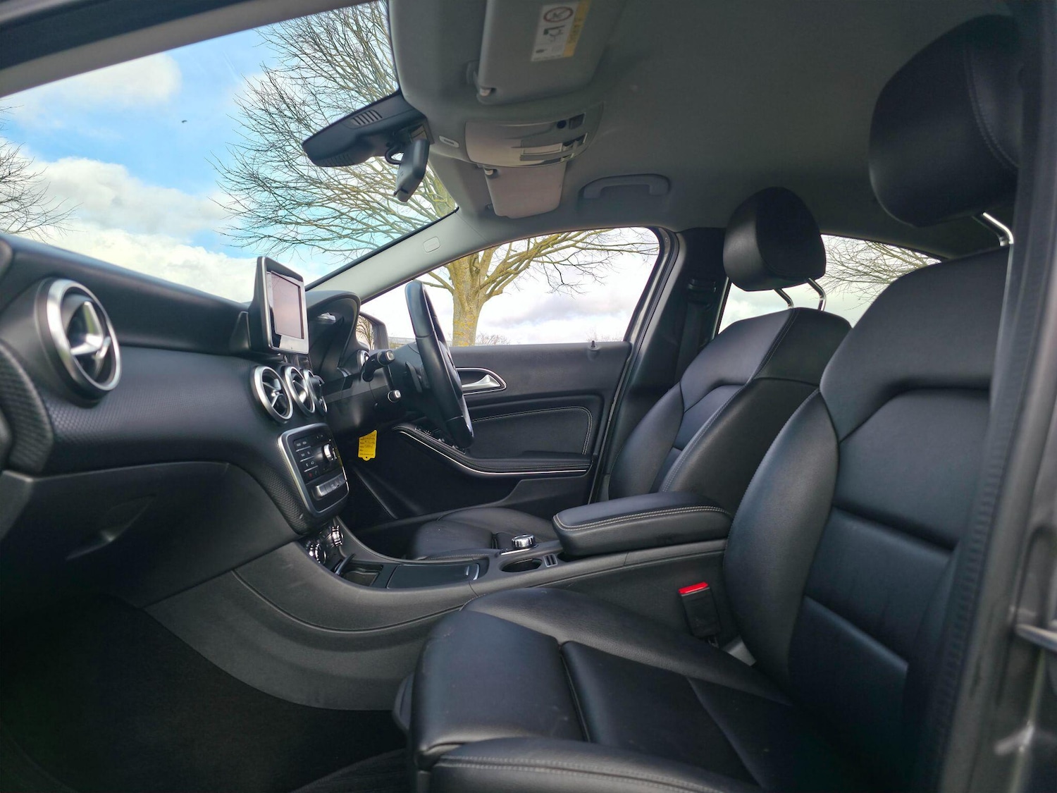 Used Mercedes-Benz A-Class 2017 for sale - 77549625: Photo 19