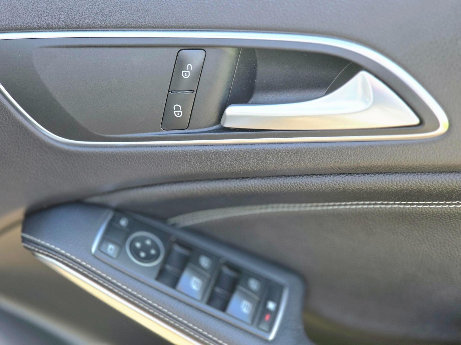 Used Mercedes-Benz A-Class 2017 for sale - 77549625: Photo 30