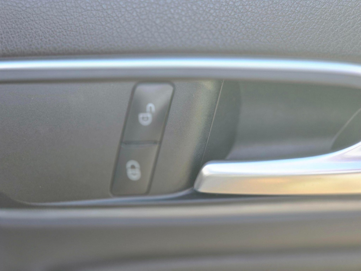 Used Mercedes-Benz A-Class 2017 for sale - 77549625: Photo 31