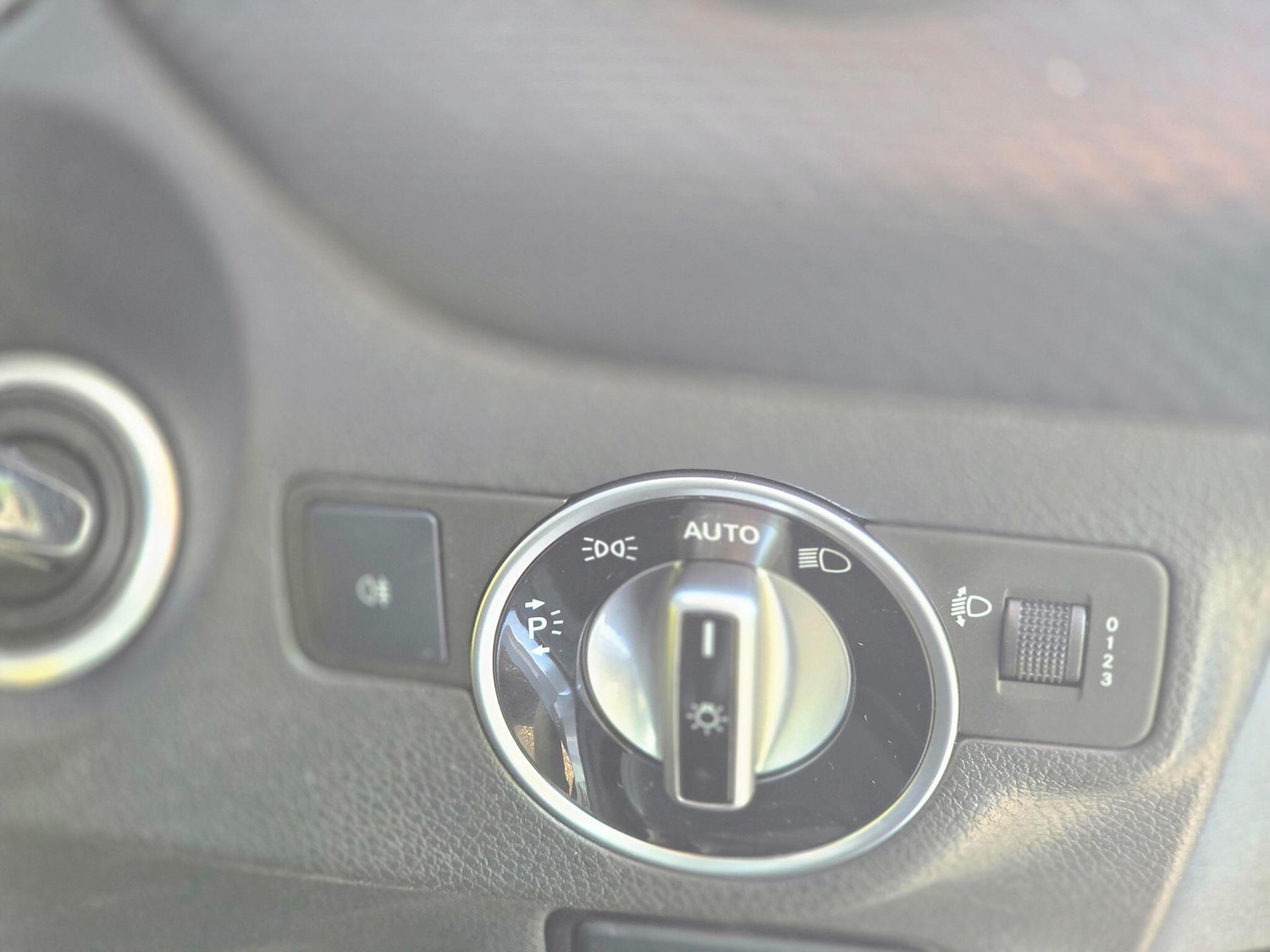 Used Mercedes-Benz A-Class 2017 for sale - 77549625: Photo 32