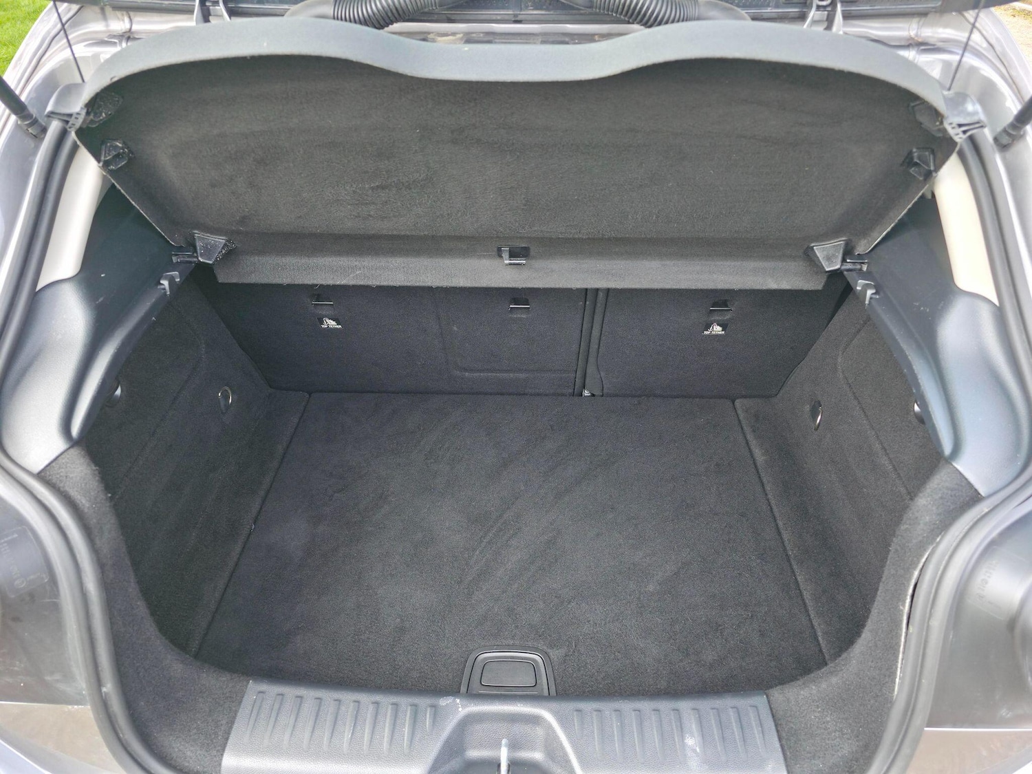 Used Mercedes-Benz A-Class 2017 for sale - 77549625: Photo 42