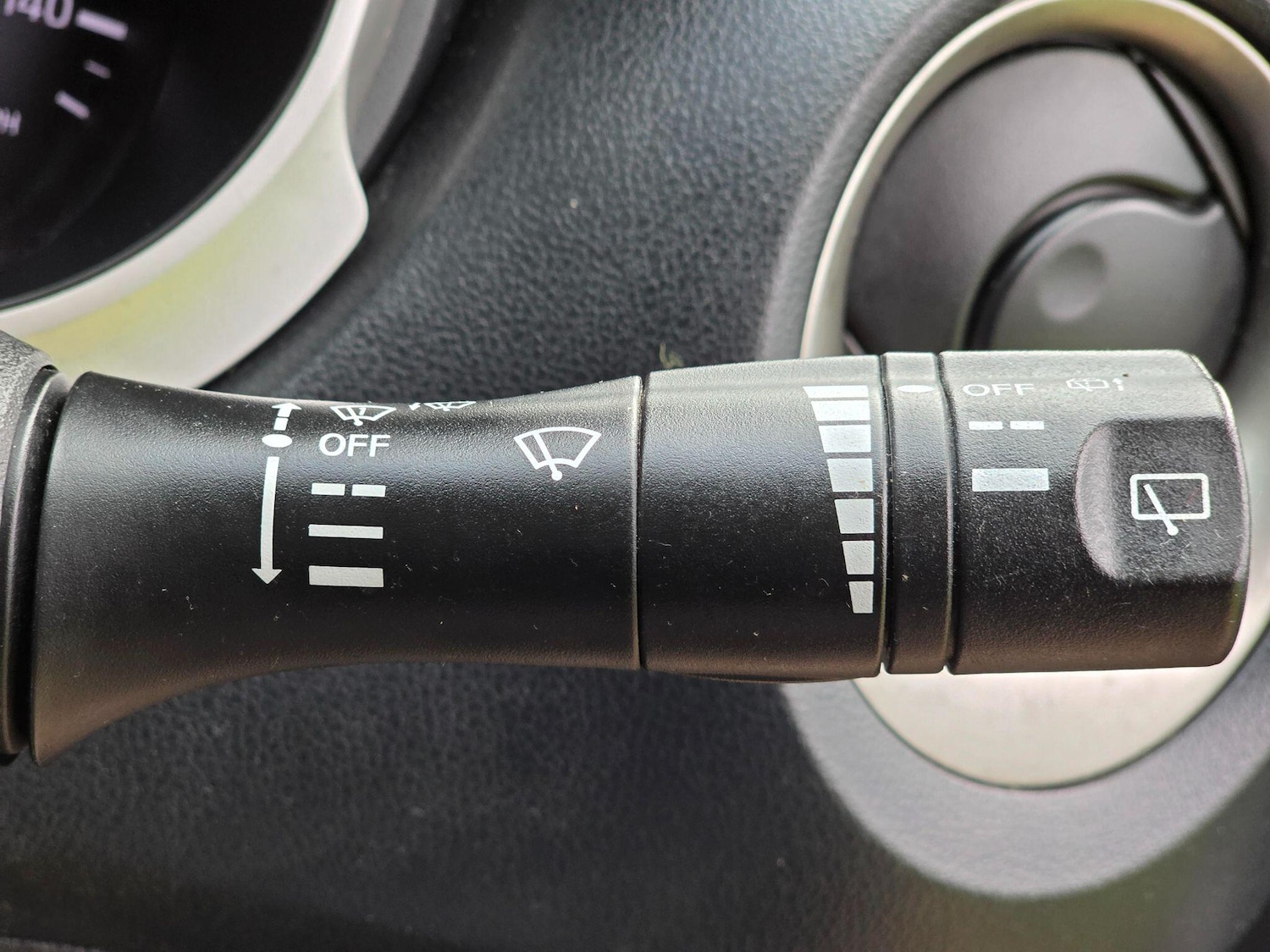 Used Nissan Juke 2015 for sale - 76084217: Photo 38