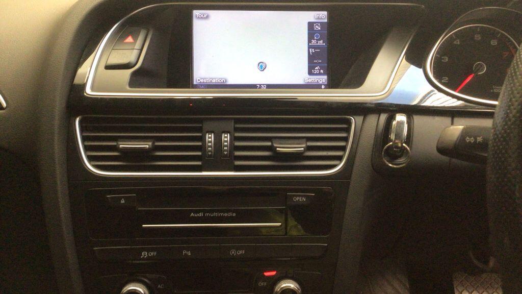 Used Audi A4 2013 for sale - 76388687: Photo 14