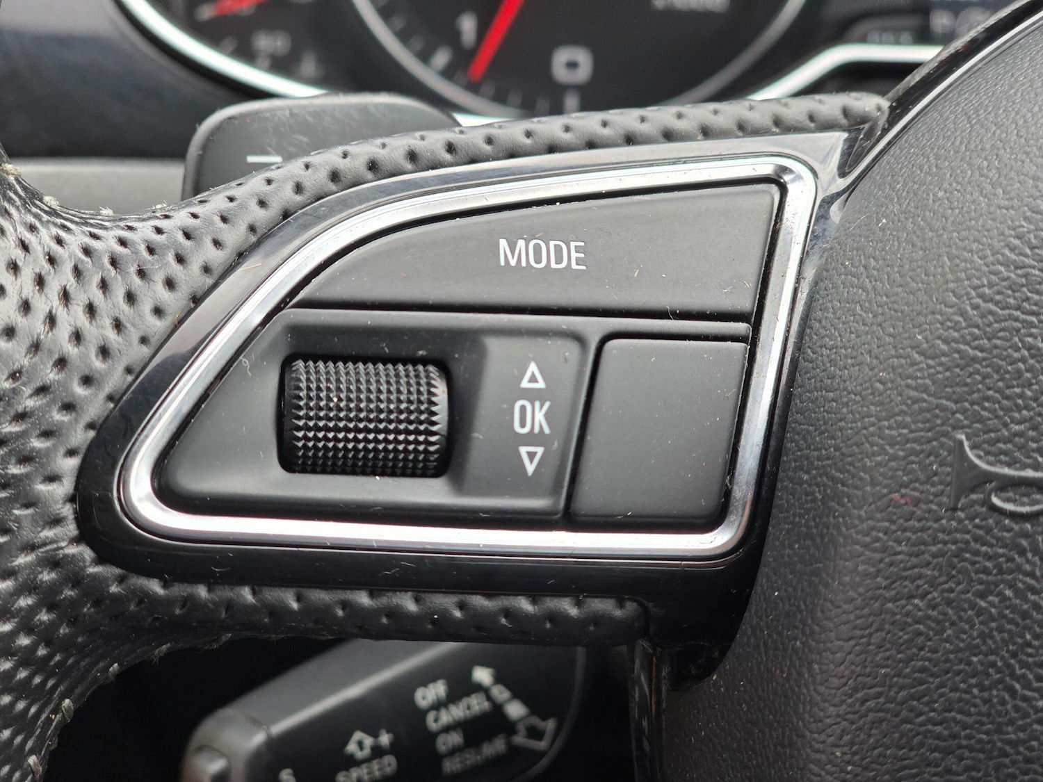 Used Audi A4 2013 for sale - 76388687: Photo 39