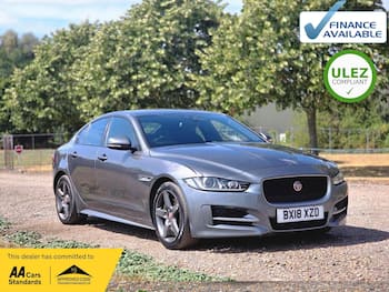 Used Jaguar XE 2018 for sale - 79808252: Photo