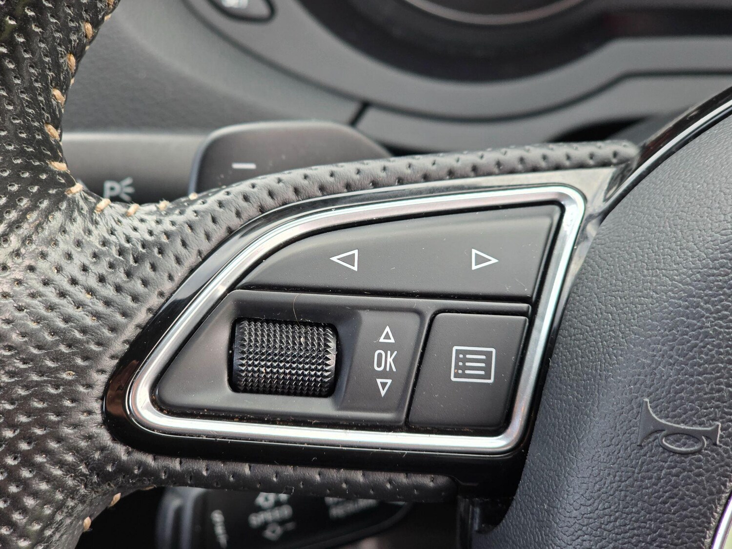 Used Audi Q3 2015 for sale - 76441303: Photo 36