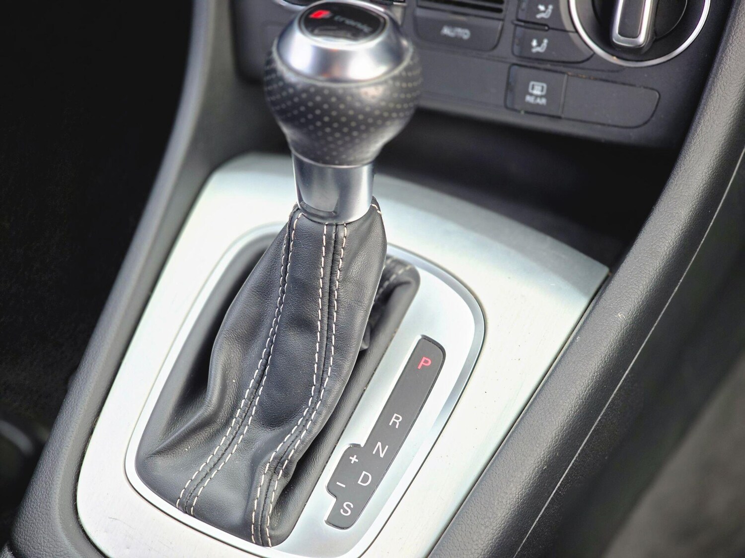 Used Audi Q3 2015 for sale - 76441303: Photo 38