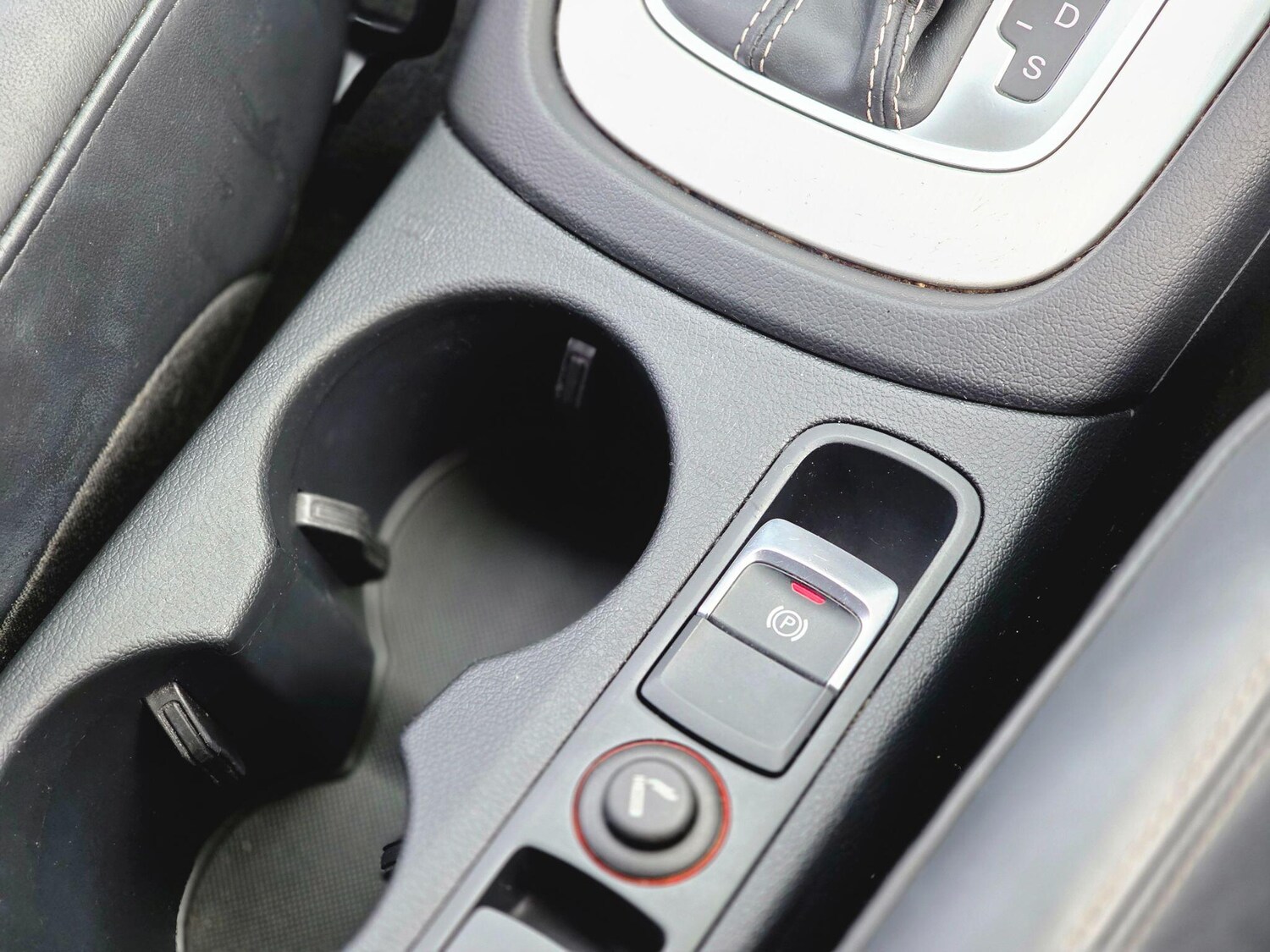 Used Audi Q3 2015 for sale - 76441303: Photo 41