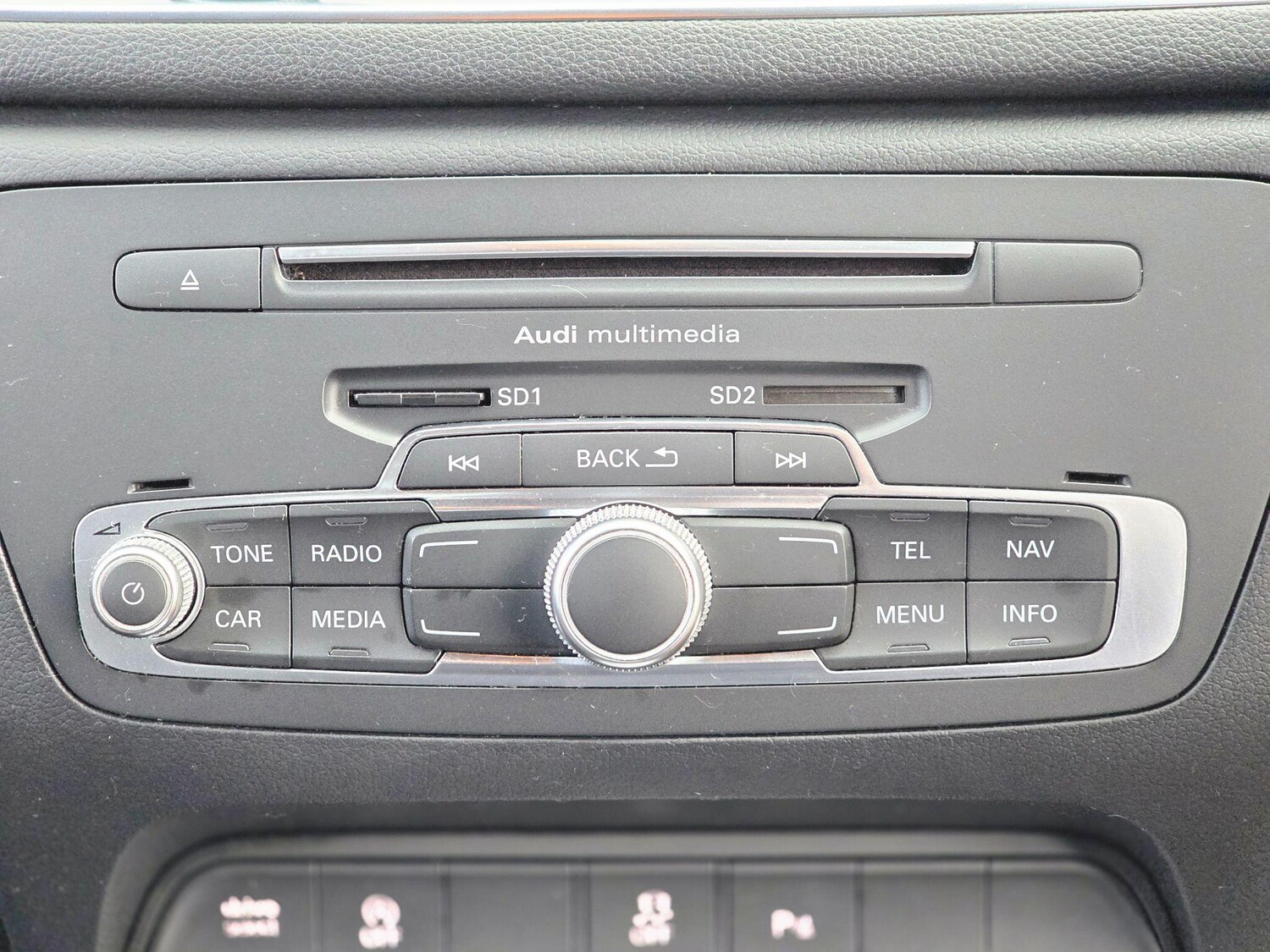 Used Audi Q3 2015 for sale - 76441303: Photo 43