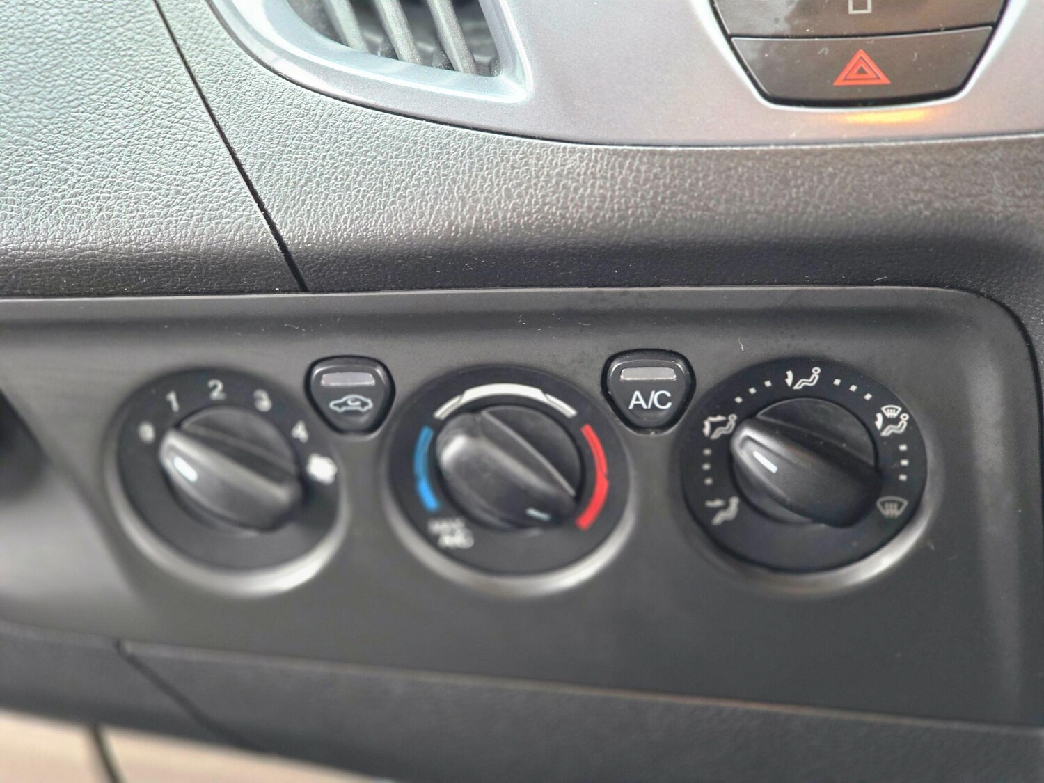 Used Ford Transit Custom 2017 for sale - 76538553: Photo 33