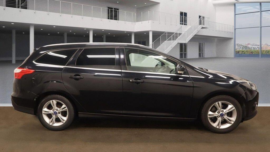 Used Ford Focus 2013 for sale - 77163083: Photo 5