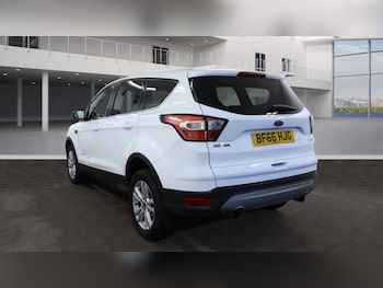 Used Ford Kuga 2016 for sale - 76990674: Photo