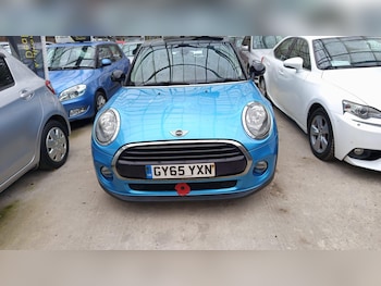 Used MINI Hatch 2015 for sale - 77242600: Photo