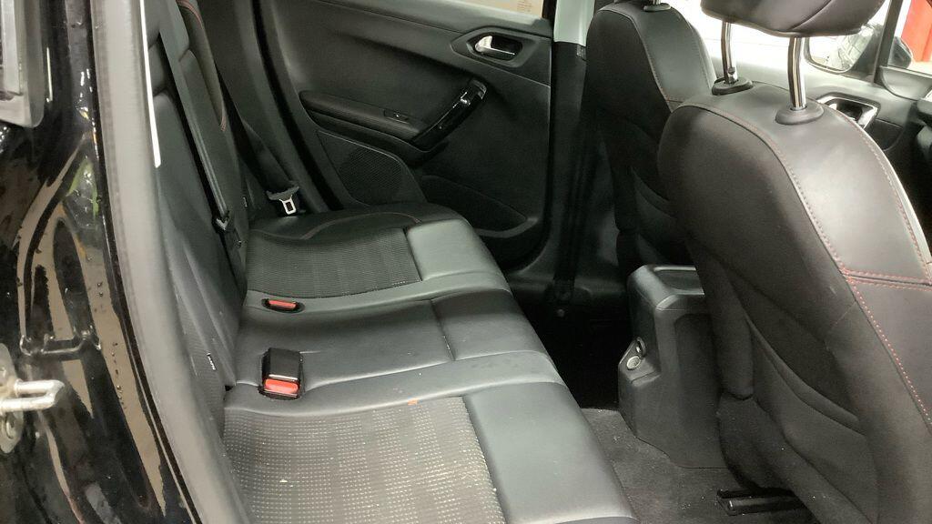 Used Peugeot 2008 2018 for sale - 77029208: Photo 17